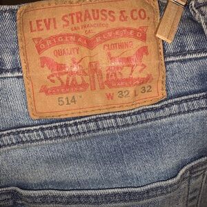 Women’s Levi Jeans
